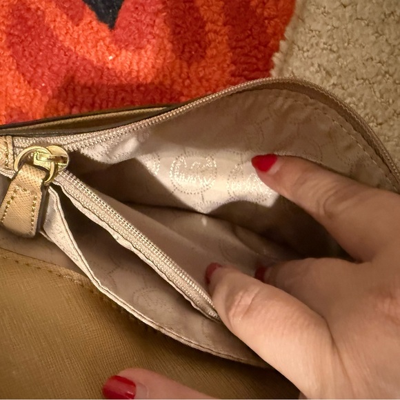 Michael Kors Beige Crossbody Bag with Gold Accents - Picture 8 of 9
